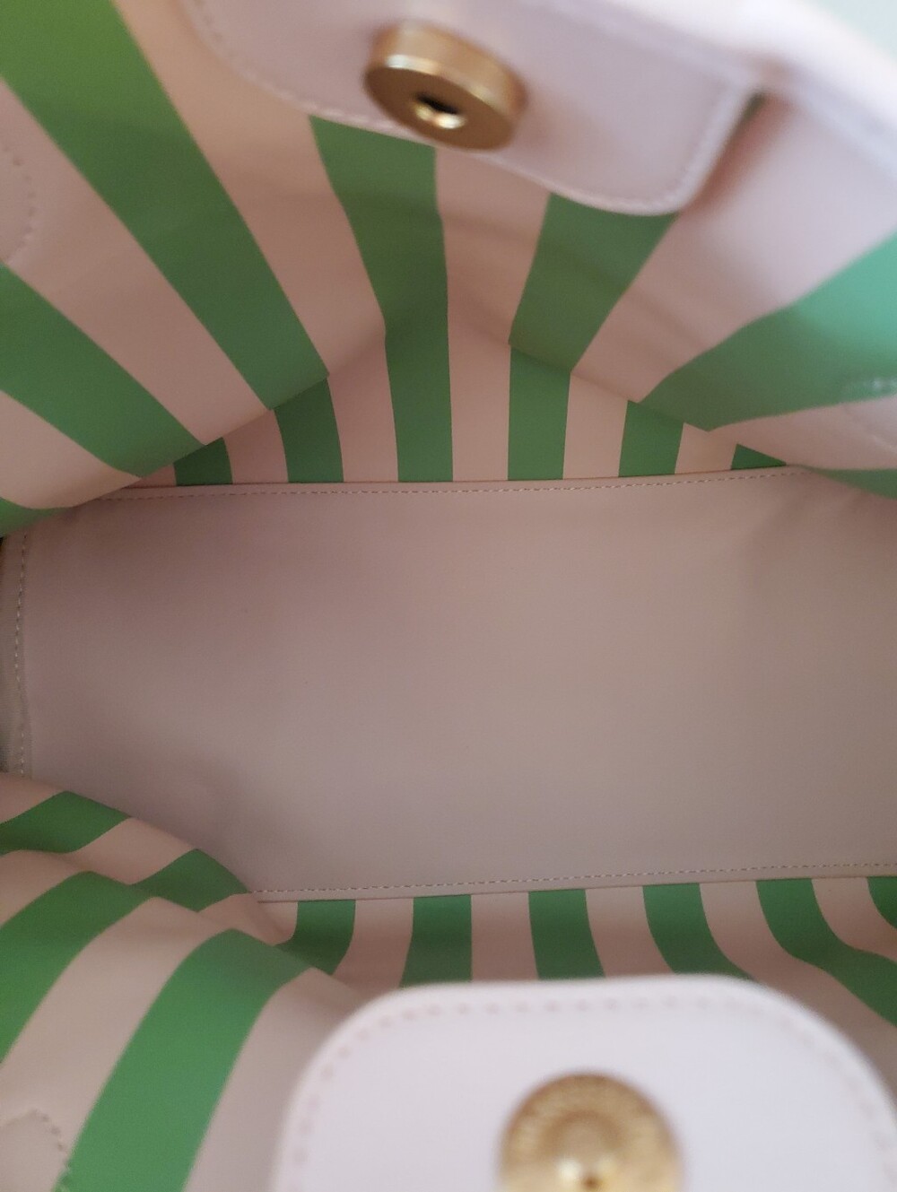 Juicy Couture 'Fun In The Sun' Tote - Picture 3 of 3